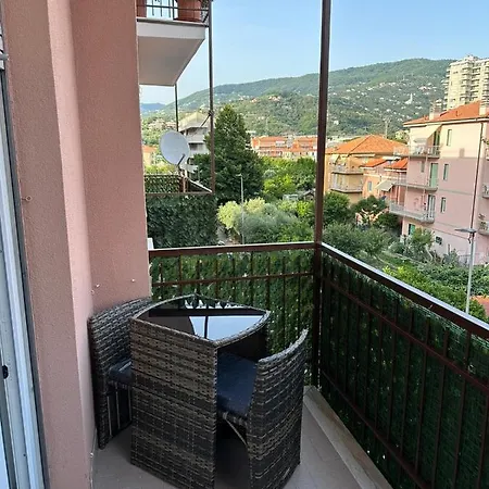 Ella Relax Apartment Lavagna